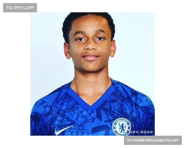 16岁前锋菲利普-冯陶贝参加拜仁一线队训练,被视为未来希望之星